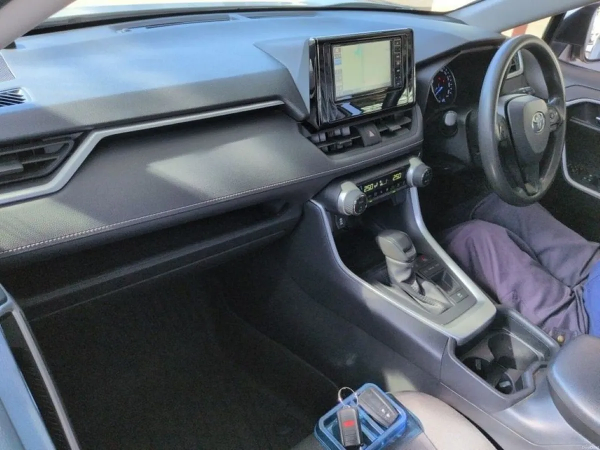 Toyota RAV4 2.5 HYBRID AUTOMATIC SUV - FACTORY ALL - Image 3