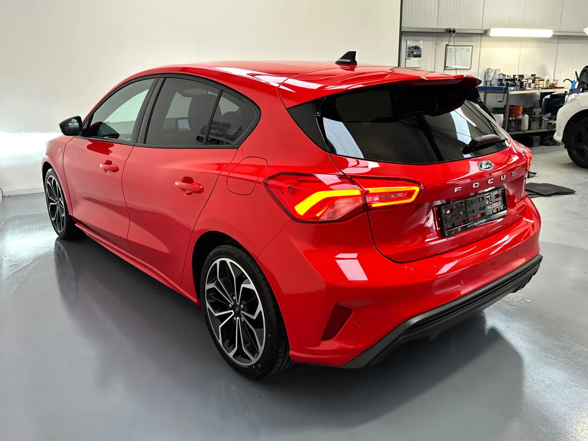 2021 Ford Focus Hybrid ST-Line X Edition - Image 6