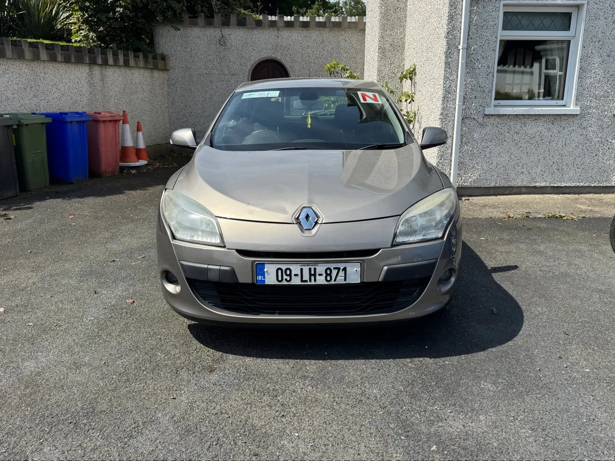 Renault Megane 2009 Low km - Image 1
