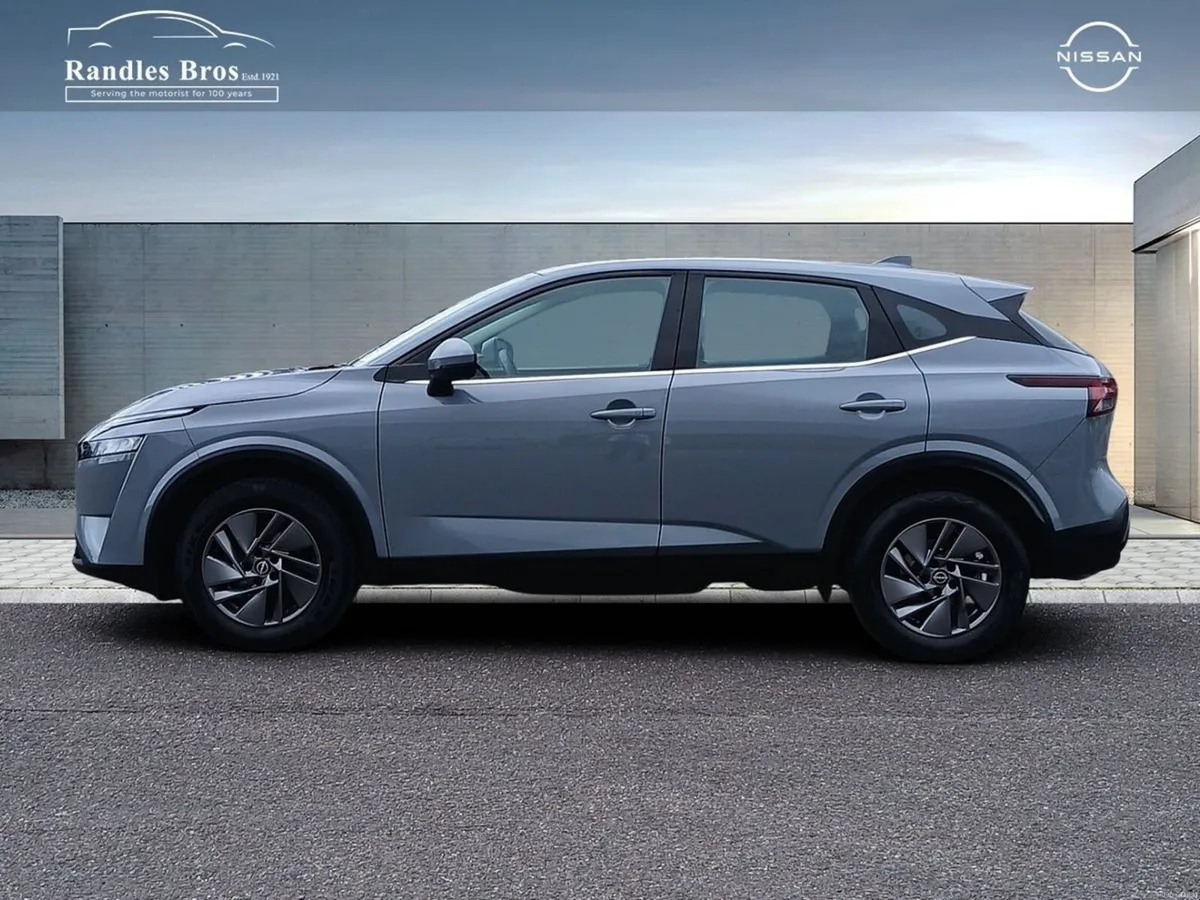 Nissan Qashqai 1.3 PET MILD HYBRID SV - Image 3