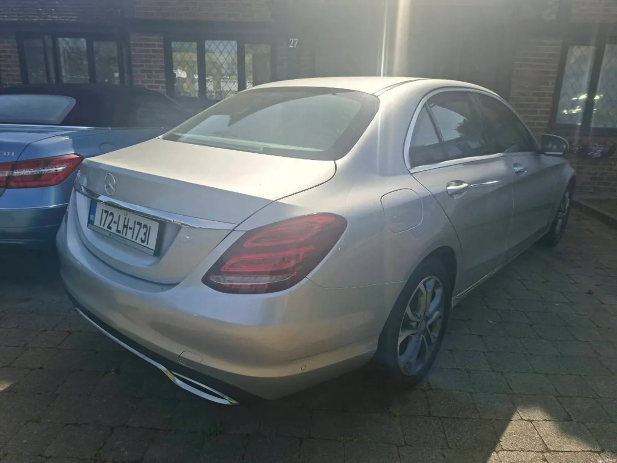 MERCEDES  C200D MANUAL 2017 STUNNING CONDITION - Image 3