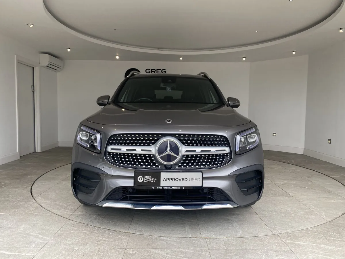 Mercedes-Benz GLB 2023 - Image 3