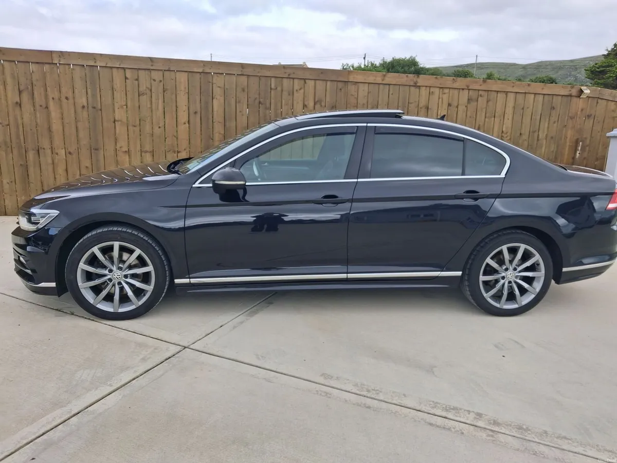 Volkswagen Passat 2019 - Image 4
