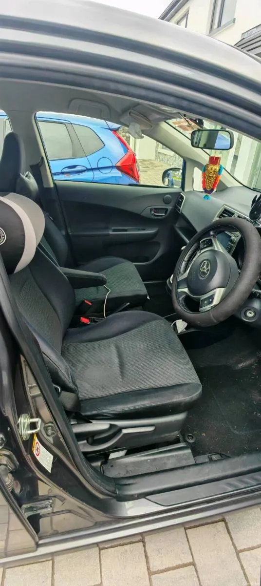 Toyota verso- s - Image 5