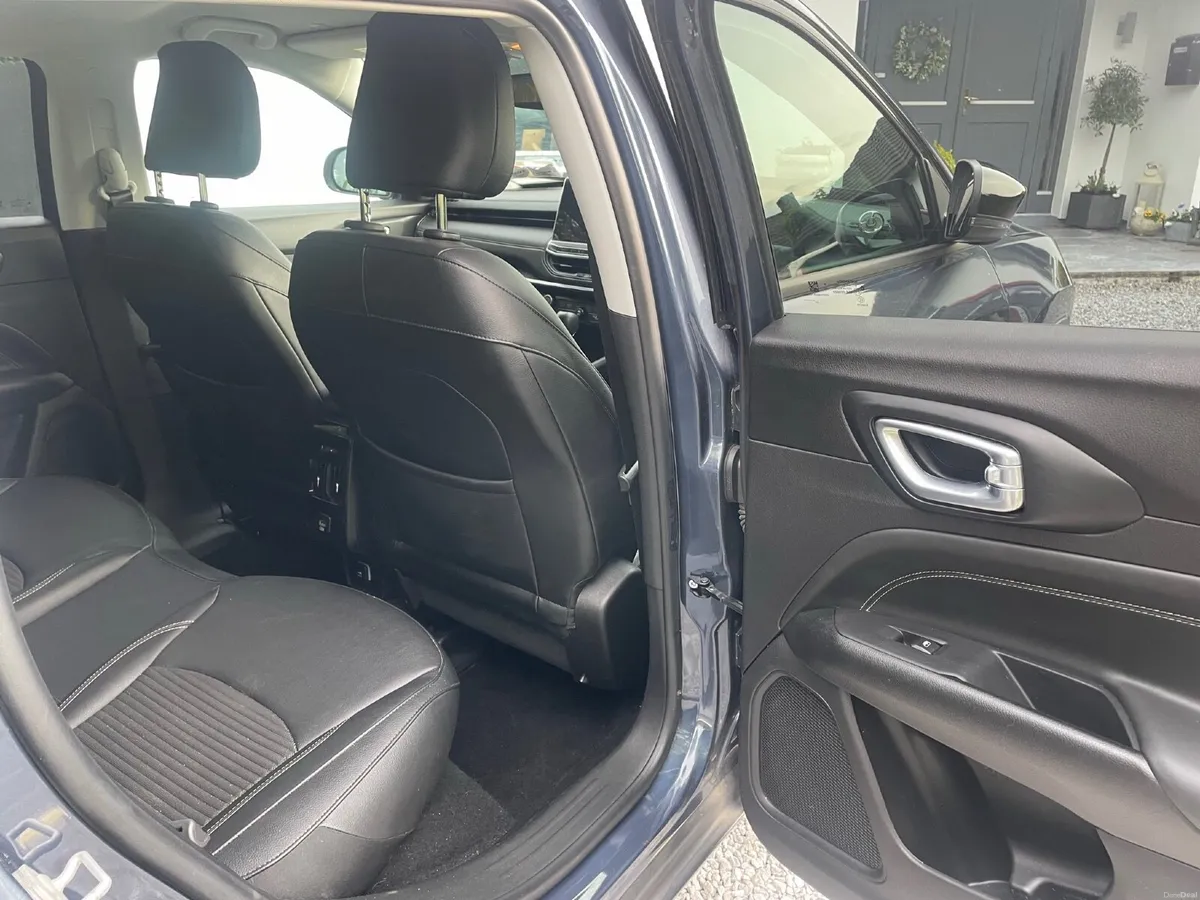 Jeep Compass 2023 - Image 3