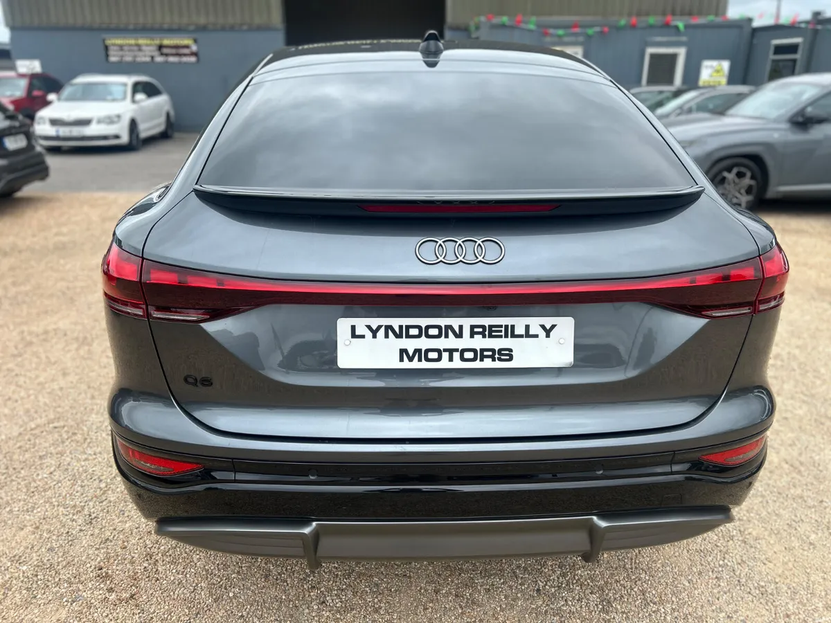 Audi Q6 e-tron SLINE SPORT - Image 6