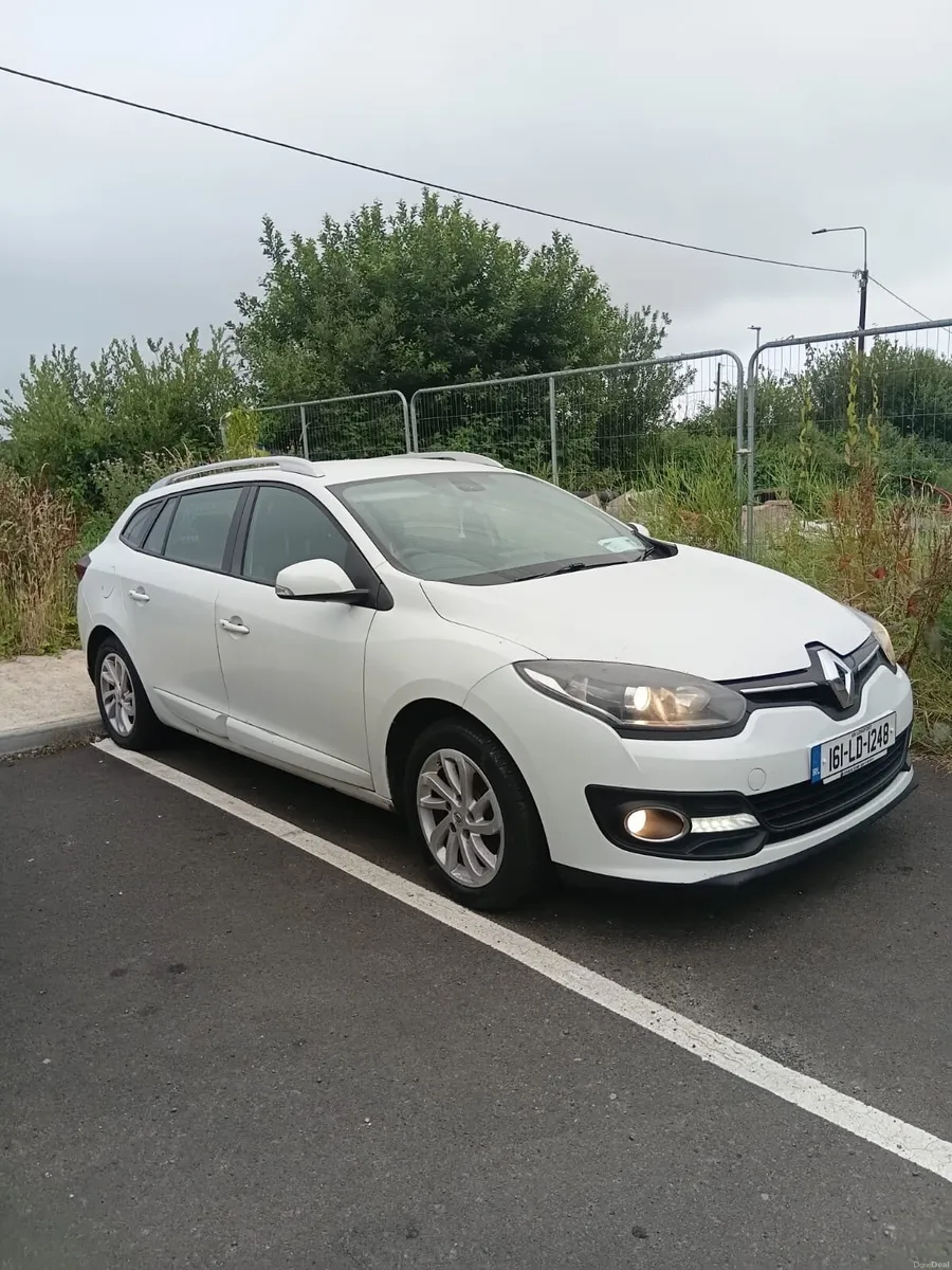 2016 Renault Megane read add - Image 1