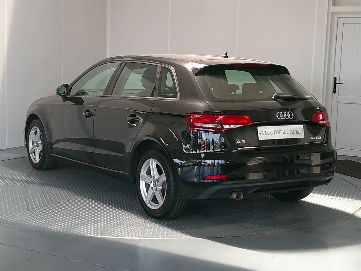 Audi A3 2019 - Image 5