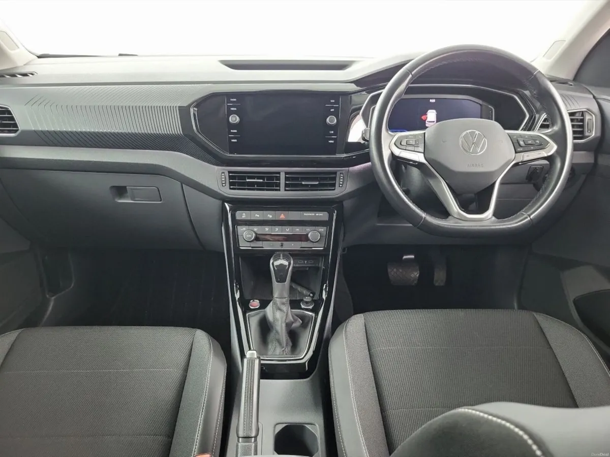 Volkswagen T-Cross TSI FIRST PLUS - Image 3