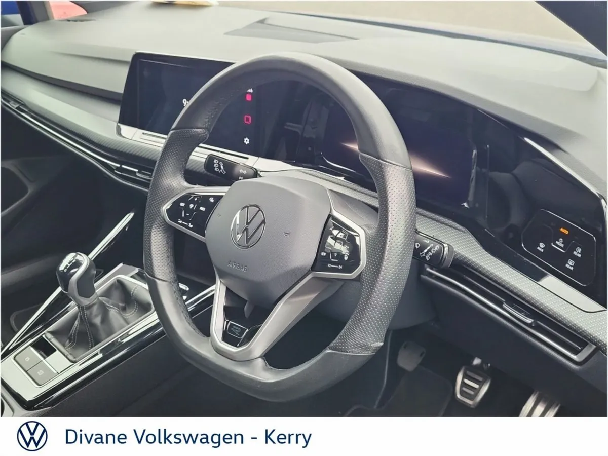 Volkswagen Golf R LINE 2.0 TDI 150 BHP - Image 2