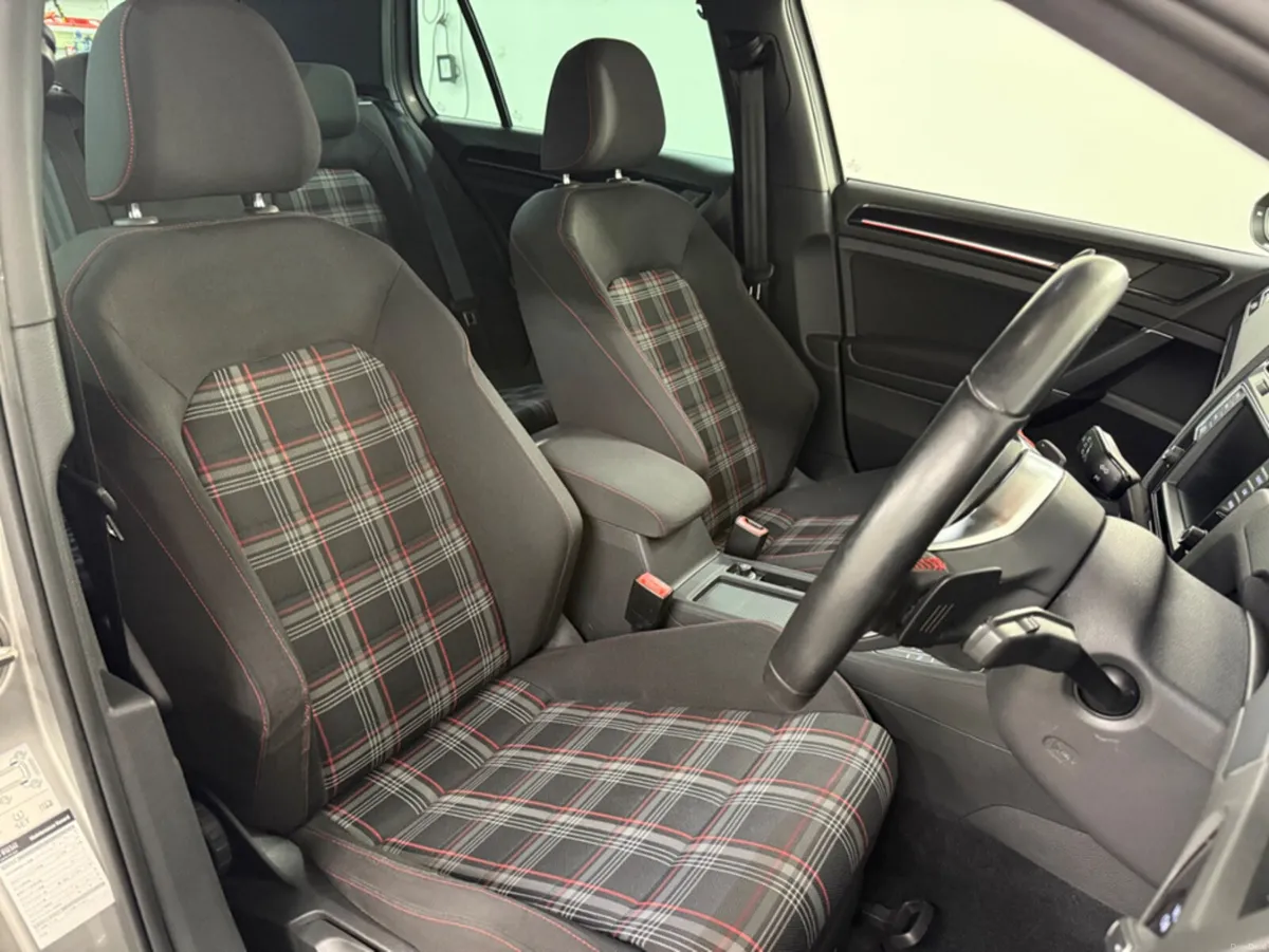 Volkswagen Golf **GTI **DSG **MULTI FUNCTION STEER - Image 6