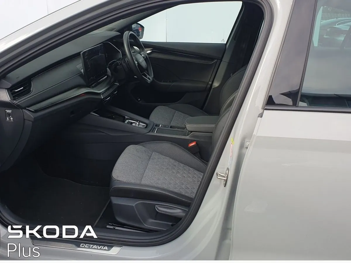 Skoda Octavia Sportline 2.0TDI 150HP DSG **HIGH SP - Image 4