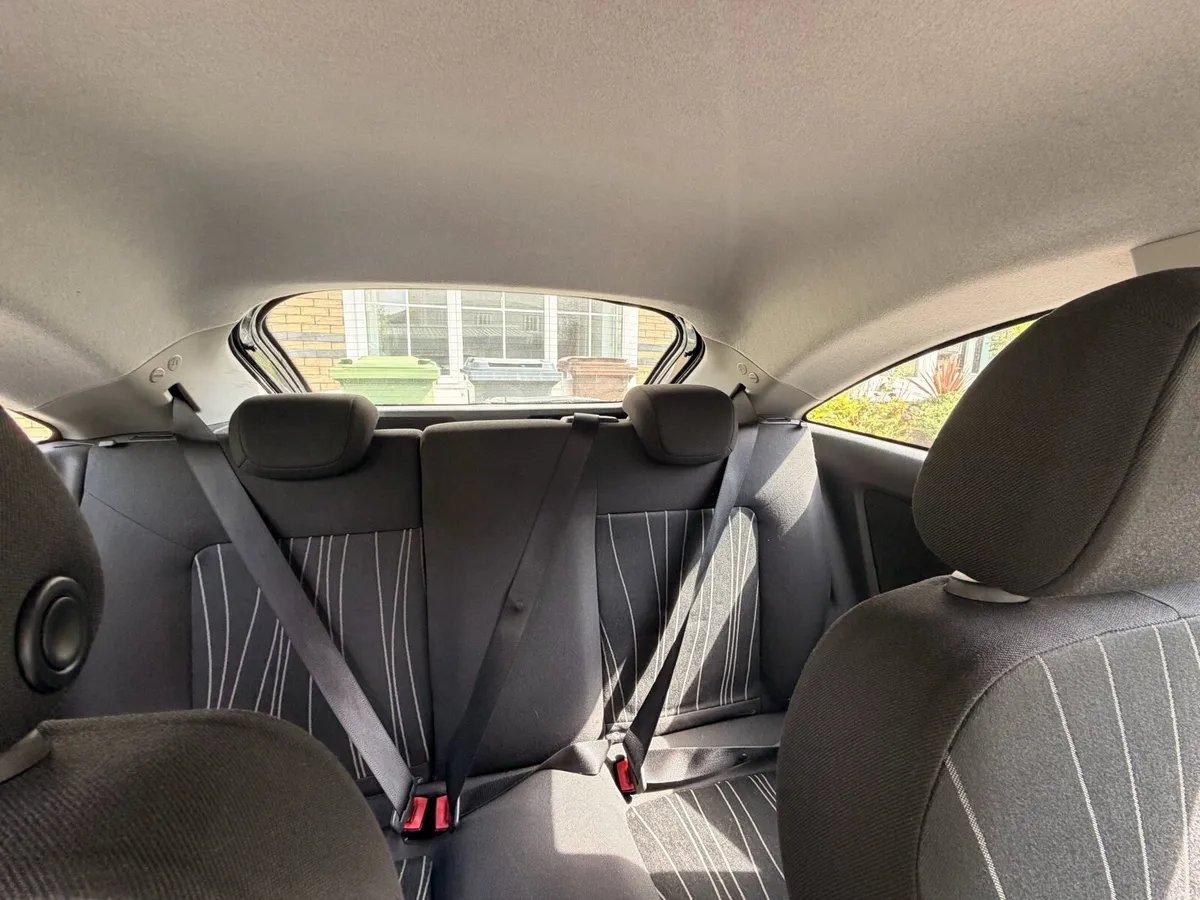 Opel Corsa D 2007 automatic , 3 door , 2200 EUR - Image 2