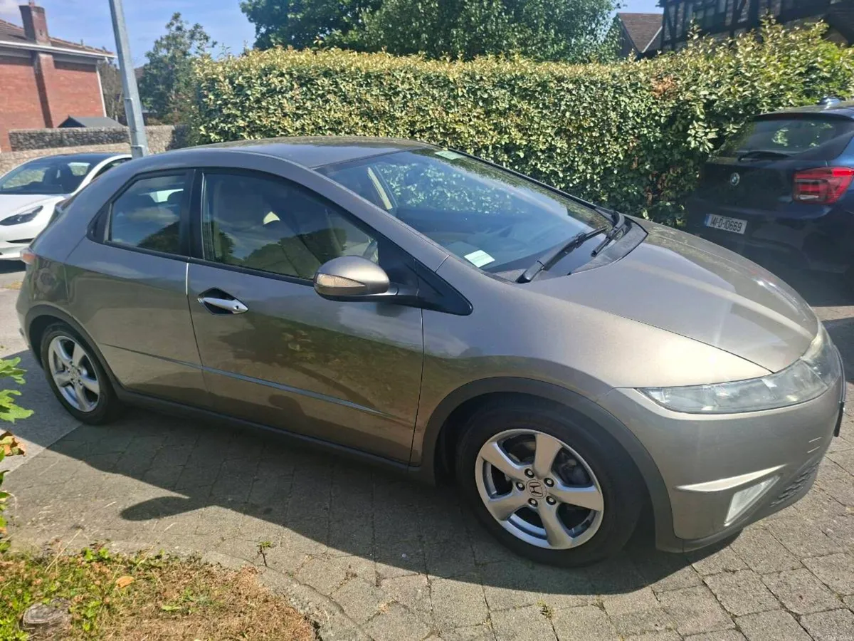 HONDA CIVIC 1.3 PETROL 2009 ONLY 136000 KLMS - Image 2