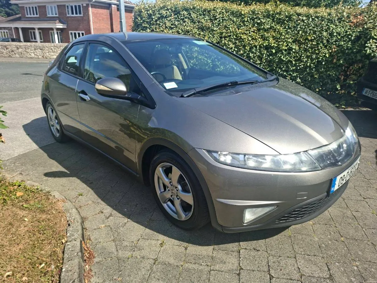 HONDA CIVIC 1.3 PETROL 2009 ONLY 136000 KLMS - Image 1