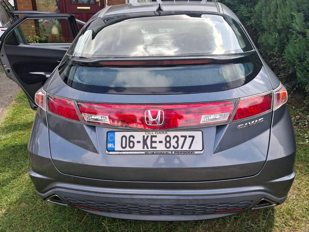 2006 Hoda Civic Grey 1.4ise 5Dr Petrol - Image 3