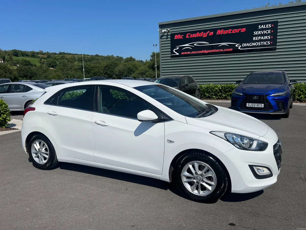 2015 Hyundai i30 SE 1.6 CRDI BlueDrive - Image 1