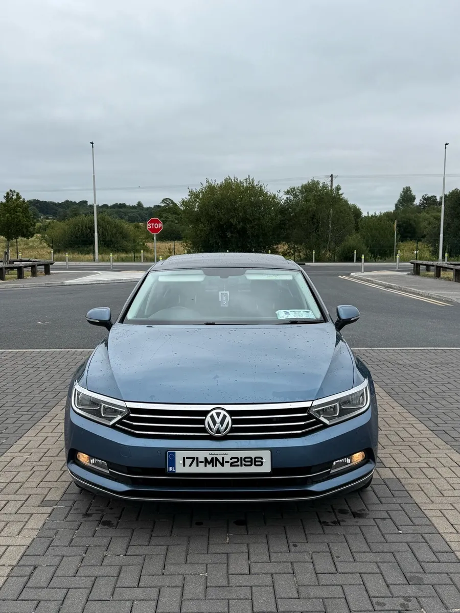 Volkswagen Passat 2017 2.0 diesel sunroof - Image 2