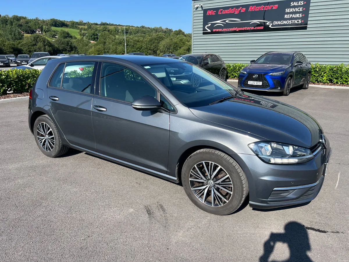 2017 (172) Volkswagen Golf SE 1.6 TDI - Automatic - Image 1
