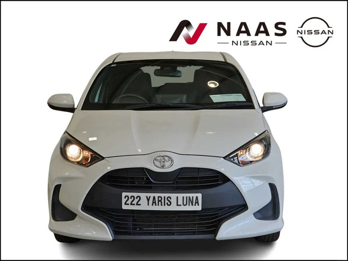 Toyota Yaris 1.0 LUNA - Image 2