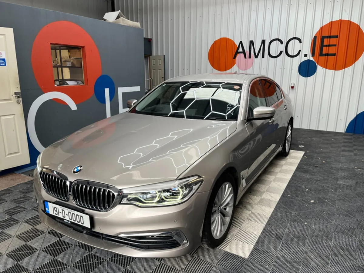 BMW 5-Series 2019 BMW 523D LUXURY 2.0 AUTOMATIC / - Image 5