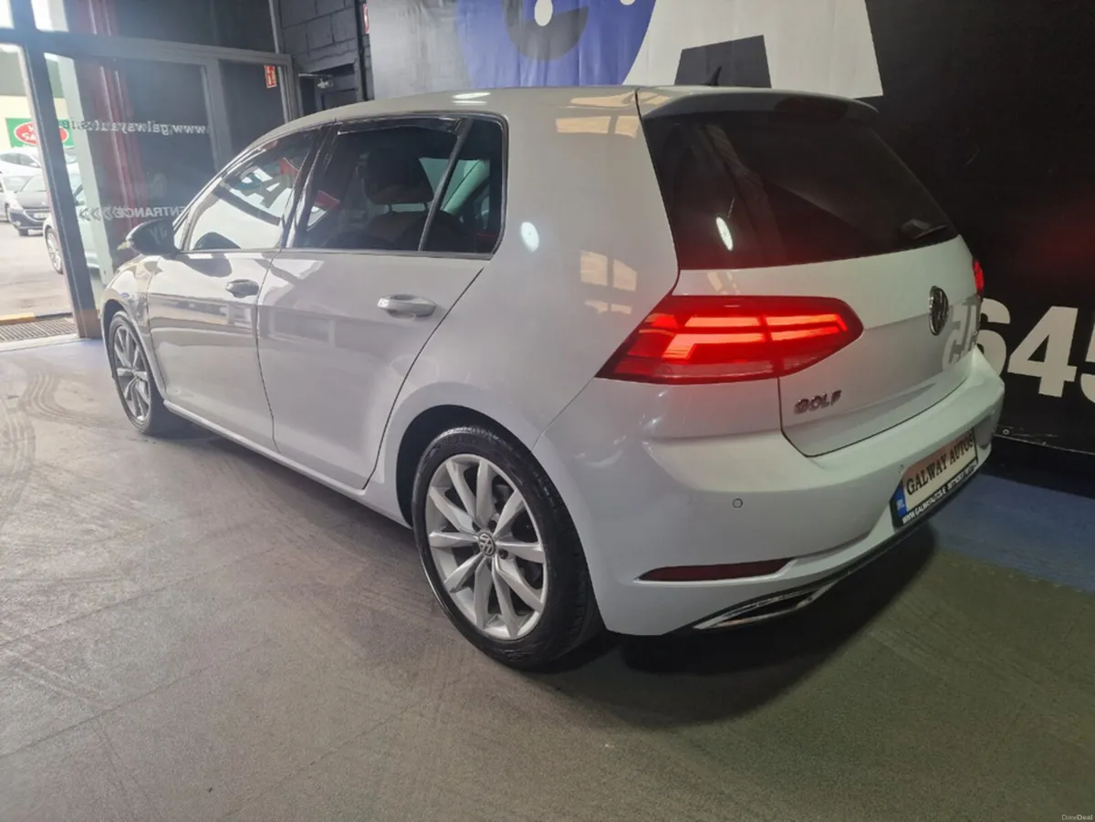 Volkswagen Golf 2.0 GT DSG ** SAT NAV, CRUISE CONT - Image 6