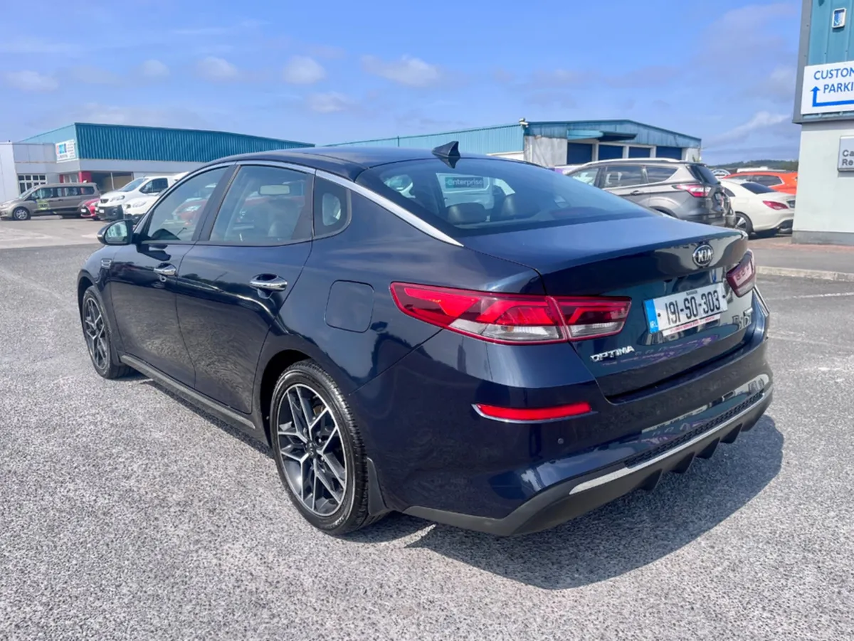 Kia Optima K3 4DR - Image 2
