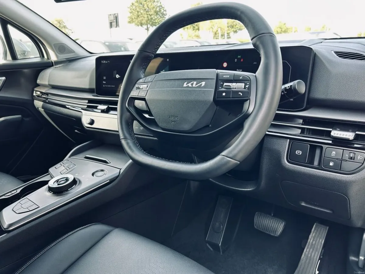 Kia Sportage 1.6 K3 Plug in hybrid - Image 2