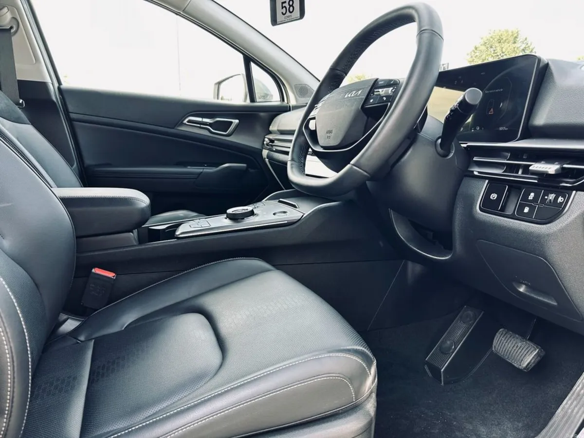 Kia Sportage 1.6 K3 Plug in hybrid - Image 6