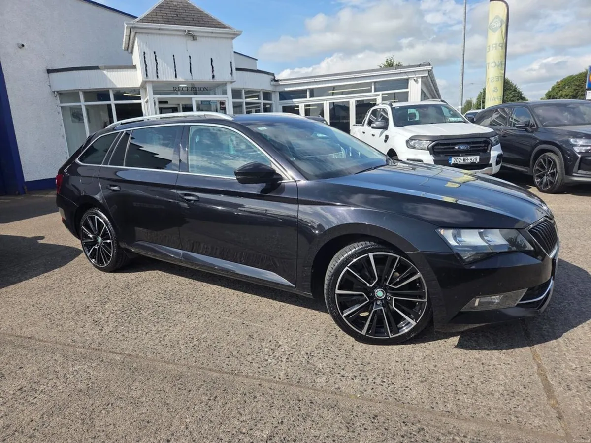 Skoda Superb 2.0tdi SE Tech 150PS 5DR Auto - Image 1
