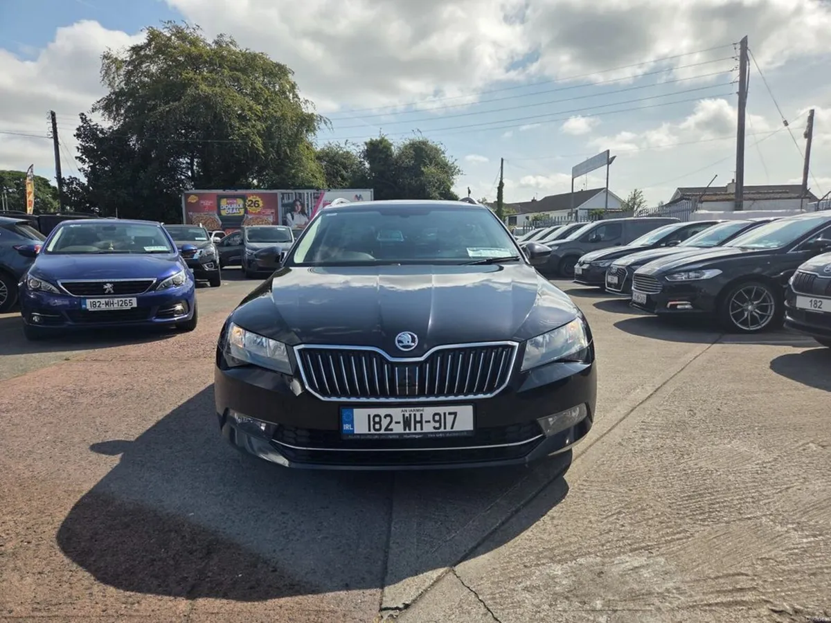 Skoda Superb 2.0tdi SE Tech 150PS 5DR Auto - Image 3