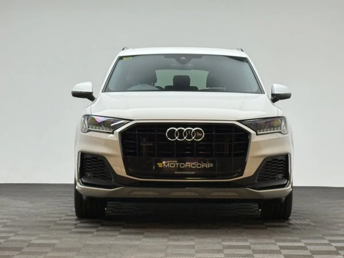 Audi Q7 S LINE 55 TFSI E QUATTRO - Image 2