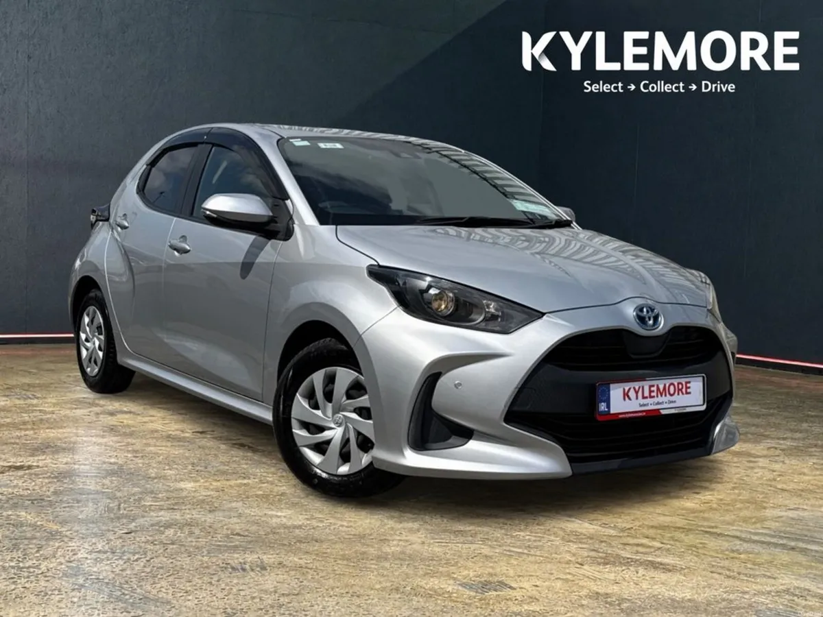 Toyota Yaris 1.5 HYBRID AUTOMATIC - CRUISE CONTROL - Image 1