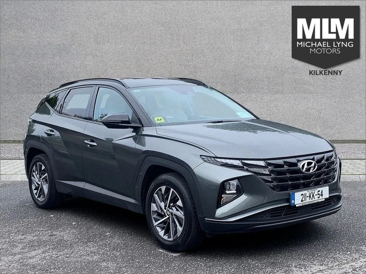 Hyundai Tucson 2WD Executive w.2 Tone Roof - Image 1