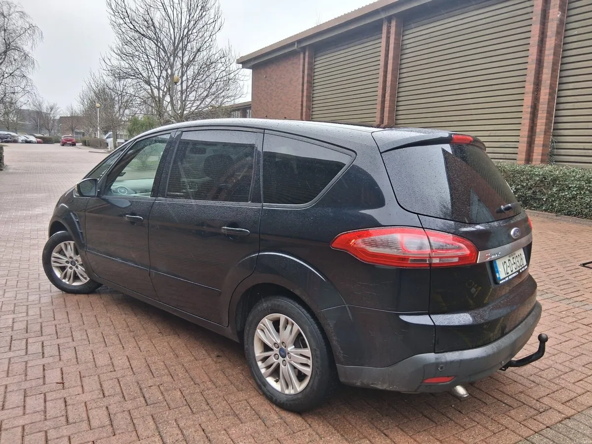 Ford Galaxy - Image 3