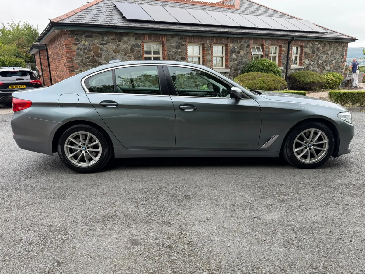 2019 BMW 520D AUTO - Image 6