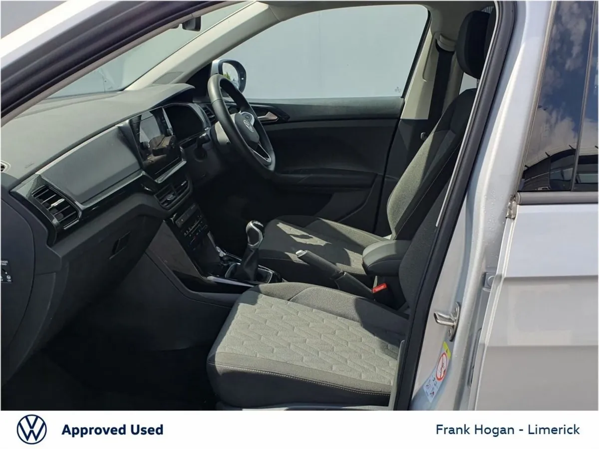 Volkswagen T-Cross T-CROSS 1.0 TSI M5F 95HP - From - Image 4