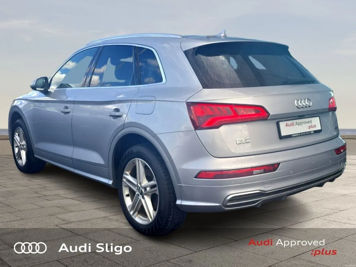 Audi Q5 2.0TFSI e 299Hp quattro S Line Auto - Plug - Image 5