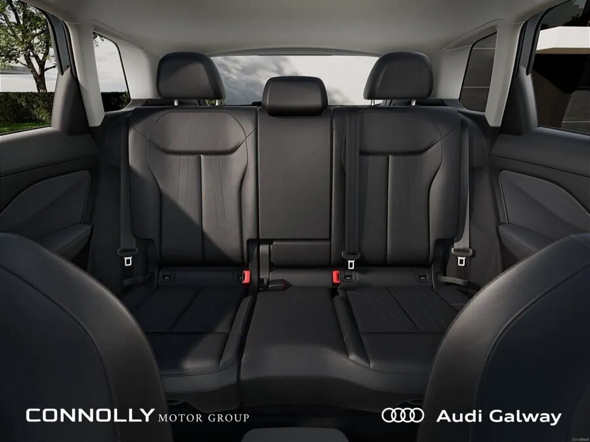 Audi Q3 E-HYBRID SE 200kW A/T ~TECH PACK~ - Image 5
