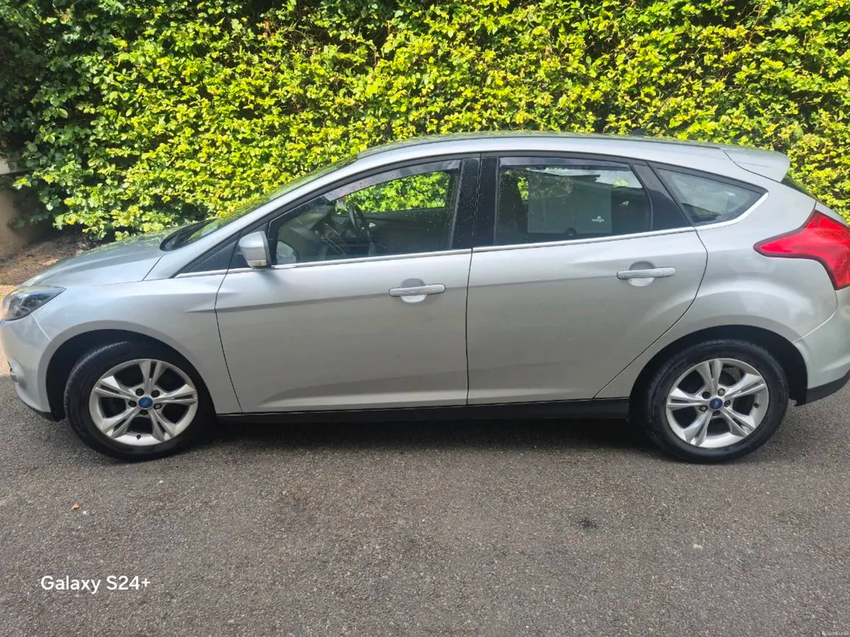 Ford focus - Image 2