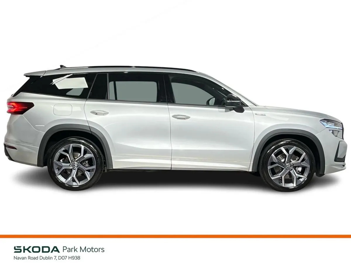 Skoda Kodiaq Sportline IV 1.5TSi PHEV 204BHP - Rev - Image 6