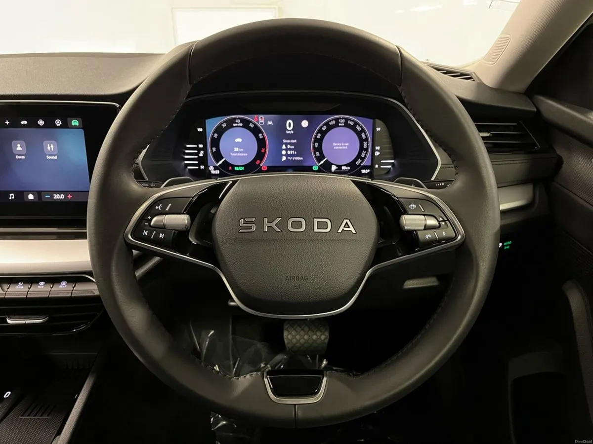 Skoda Octavia Selection DSG 1.5TSI 115BHP - Revers - Image 6