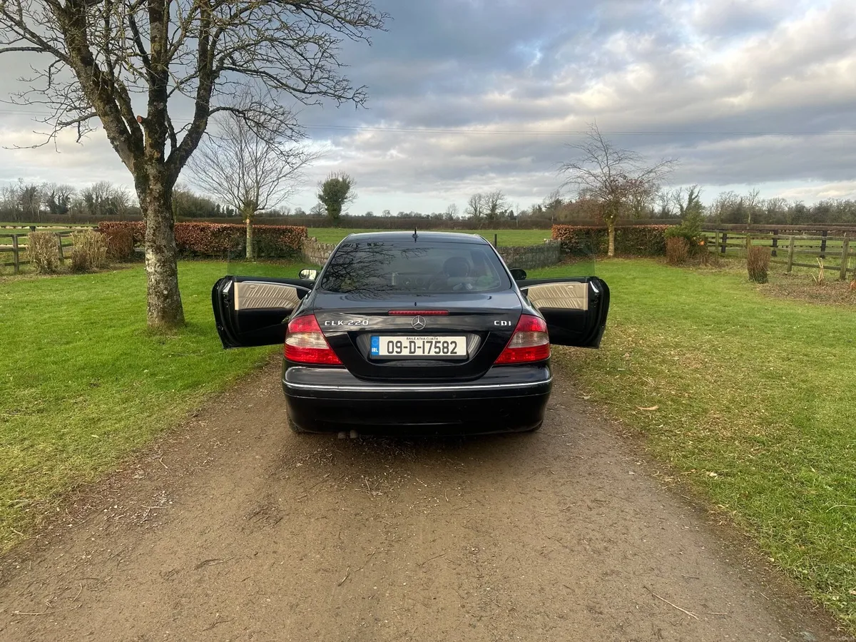 Mercedes-Benz CLK 2009 - Image 5