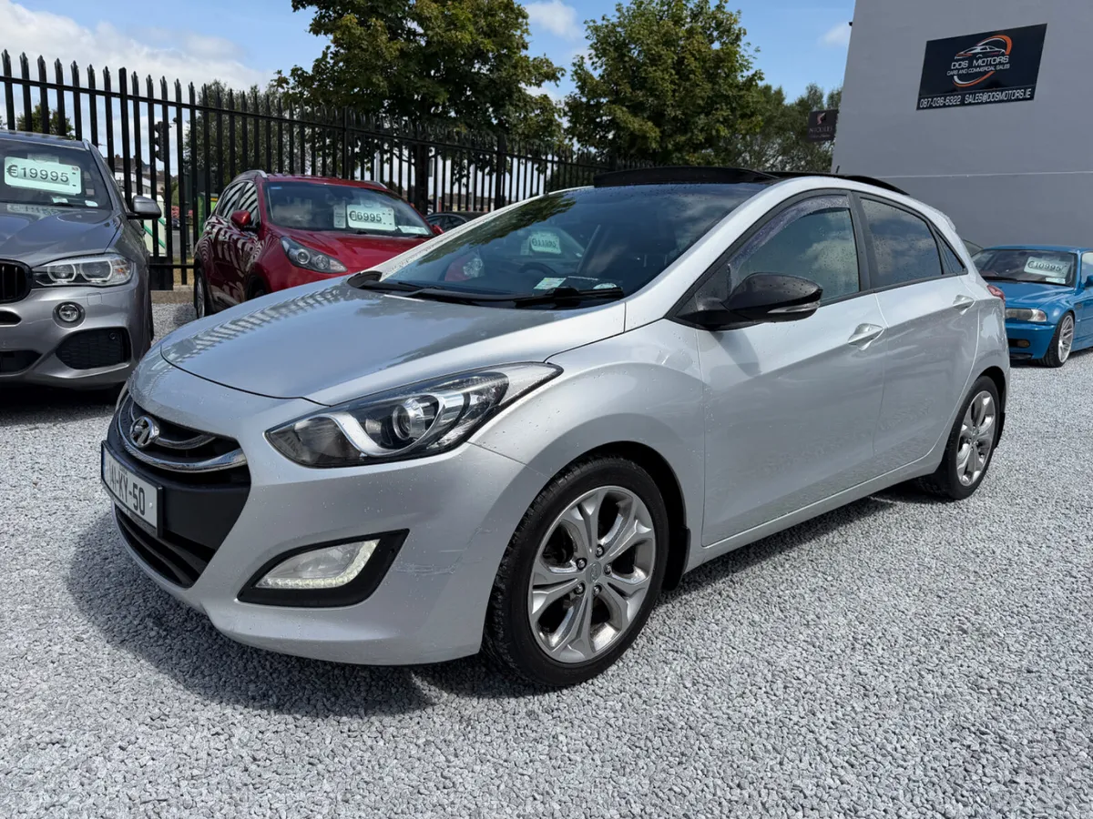 2014 (141) Hyundai i30 Premium - Image 3