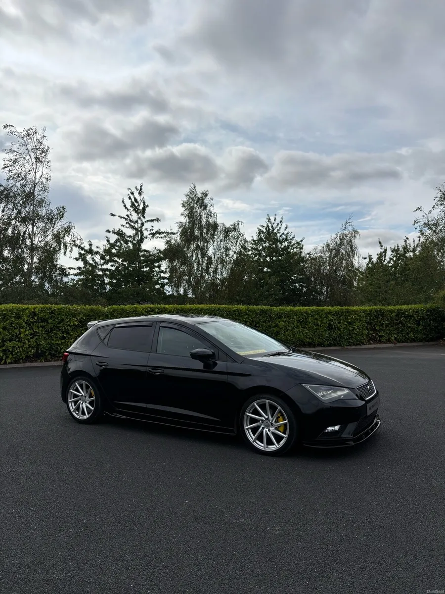 2016 Seat Leon 1.6 TDI Low Mileage - Image 2