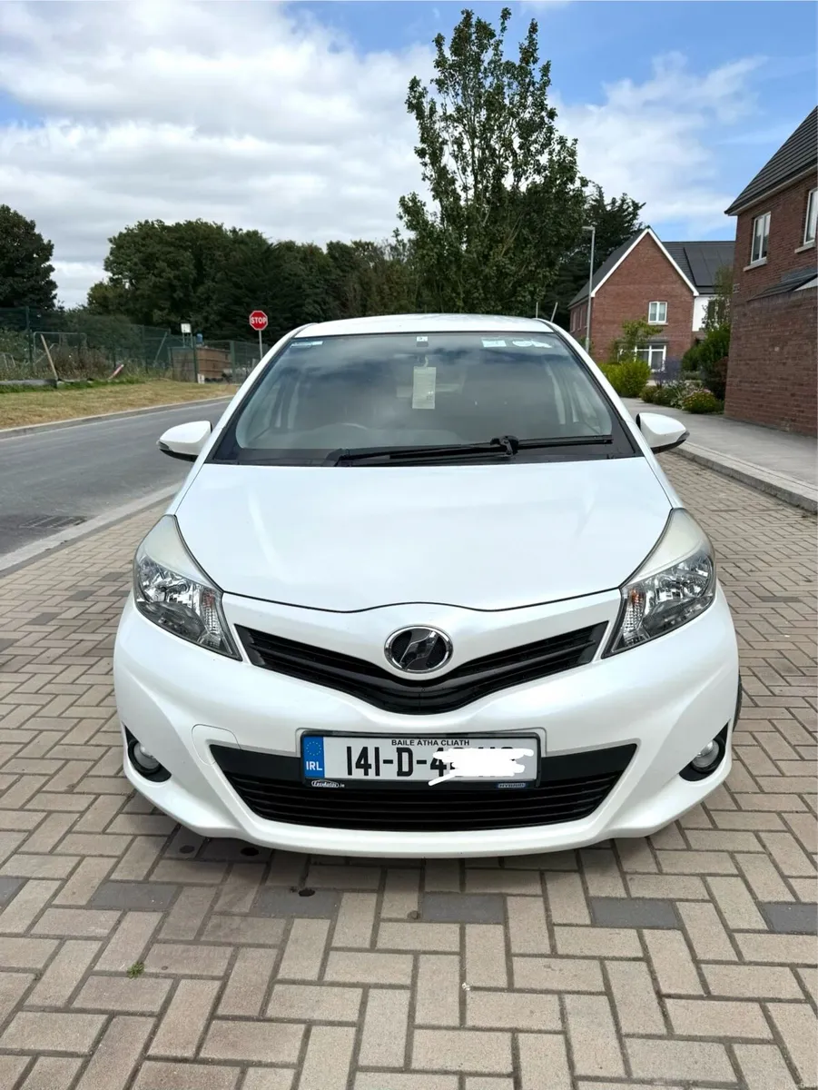 Toyota Vitz - Automatic 2014 - Image 2