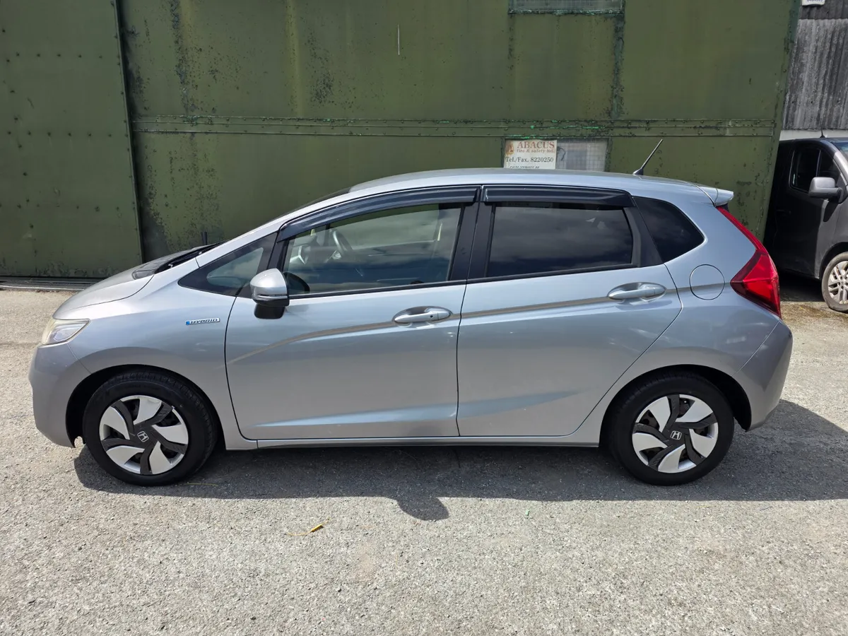 Honda Fit 2014 Petrol Hybrid - Image 4