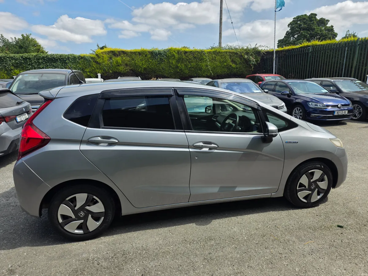Honda Fit 2014 Petrol Hybrid - Image 5