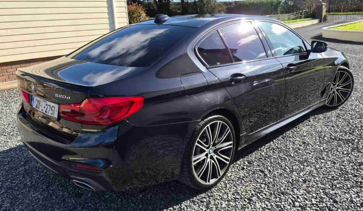 BMW 5-Series 2020 - Image 5