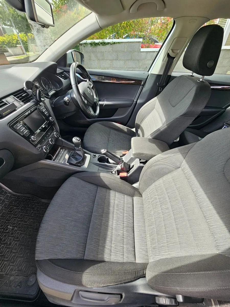 Skoda Octavia 2013 - Image 6